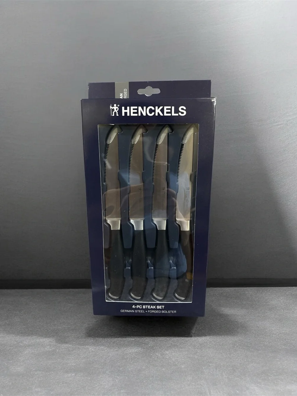 Zwilling J.A. Henckels 4-Piece  Steak Knife Set New!